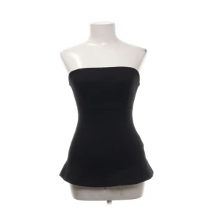 Linne - Säljer det här fina linnet som jag köpte från Sellpy, tyvärr är den lite för liten för mig därför jag säljer den💞