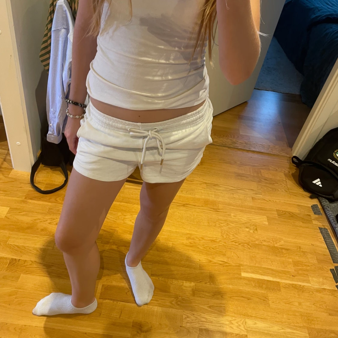 Vita mjukisshorts🤍