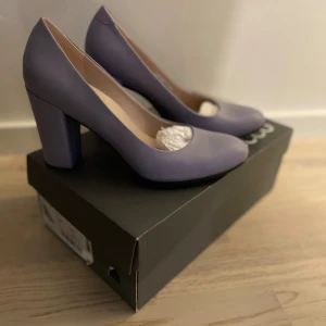 ECCO skor  - Helt nya skor som aldrig är använda. 