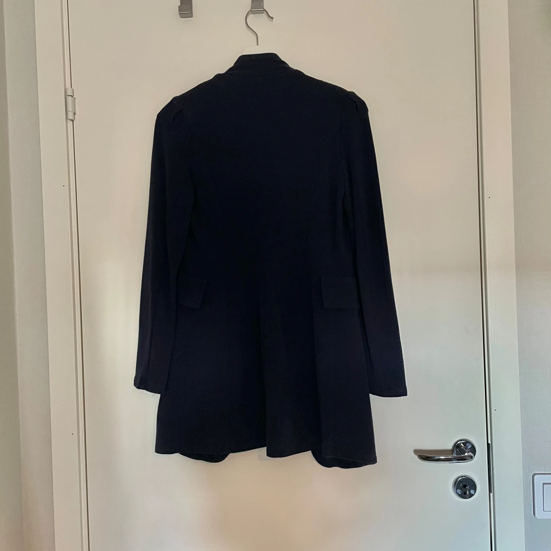 Mörkblå skepparkappa - 91