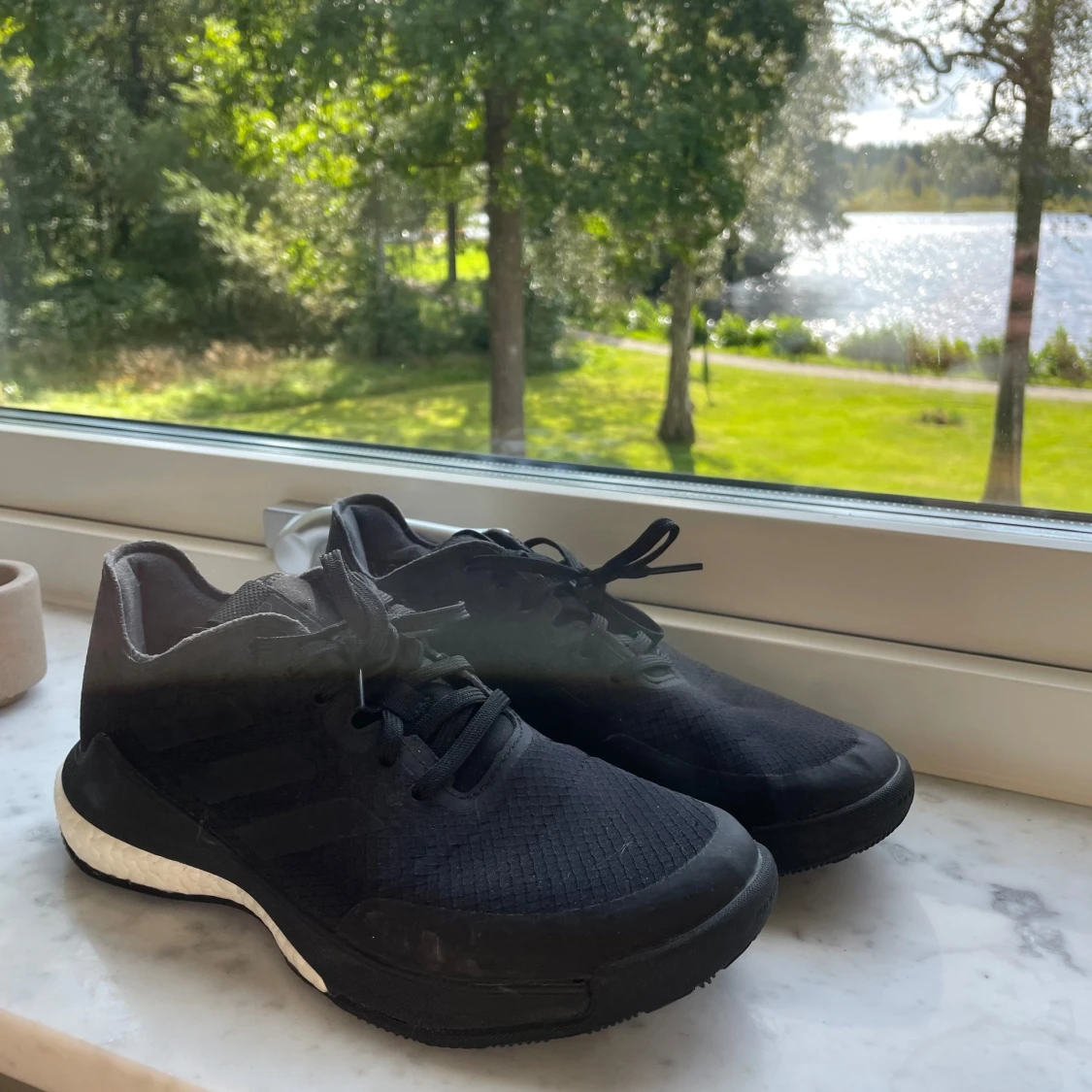 Adidasskor i nyskick!!! - 90