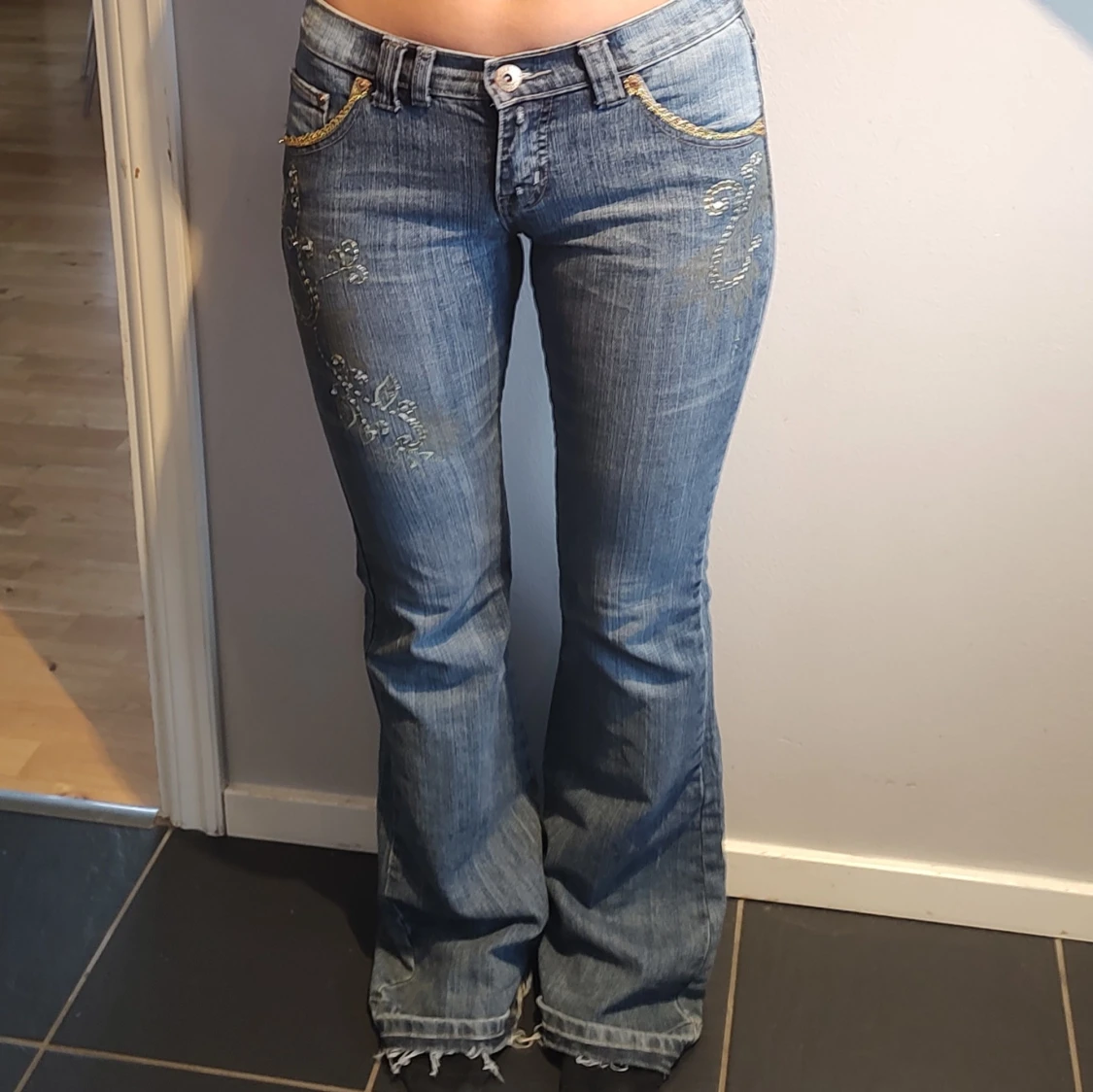 Lågmidjade bootcut jeans 