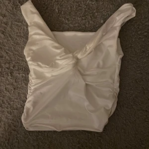 Super söt topp - Aldrig använd! Helt ny men ingen lapp, storlek xs