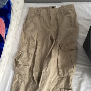 Baggy cargos  - Aldrig använda,har ett par andra 