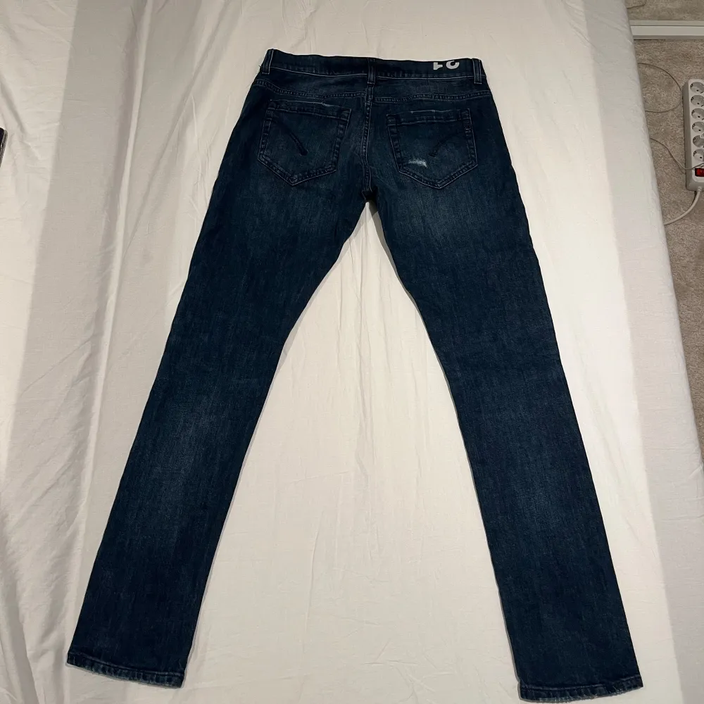 Dondup jeans i fint skick, använt Max 10 gånger. Storlek 31. Jeans & Byxor.