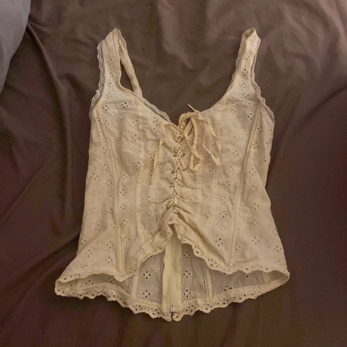 Gul korset, jätte fin men Använder inte längre. - 90