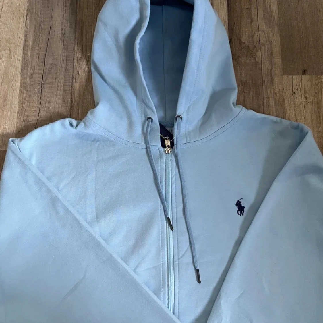 Ljusblå hoodie från Ralph Lauren - 2