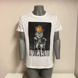 Mr originals t shirt  - Finns i alla storlekar inne, dem är helt nya (orörda). För fler detaljer eller frågor så är de bara att skriva.
