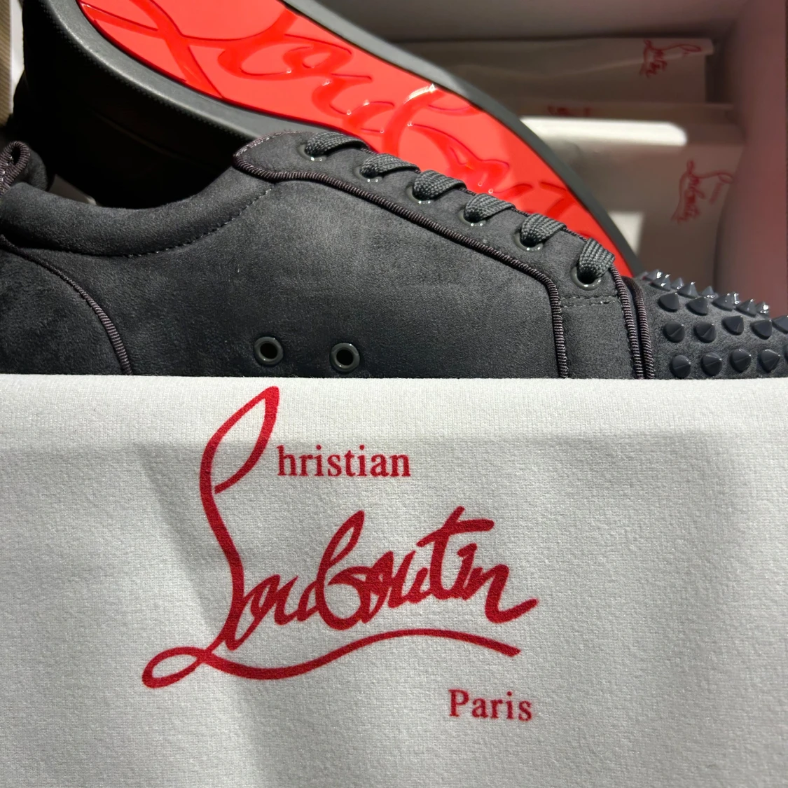 Grå skor från Christian Louboutin - 2
