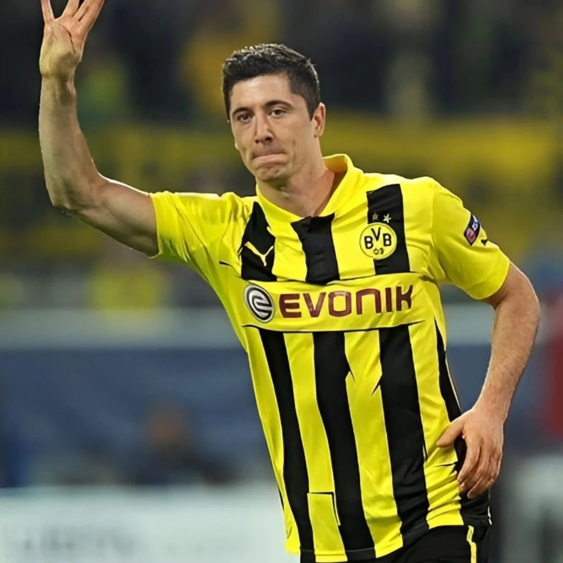 Borussia Dortmund Lewandowski  - 1