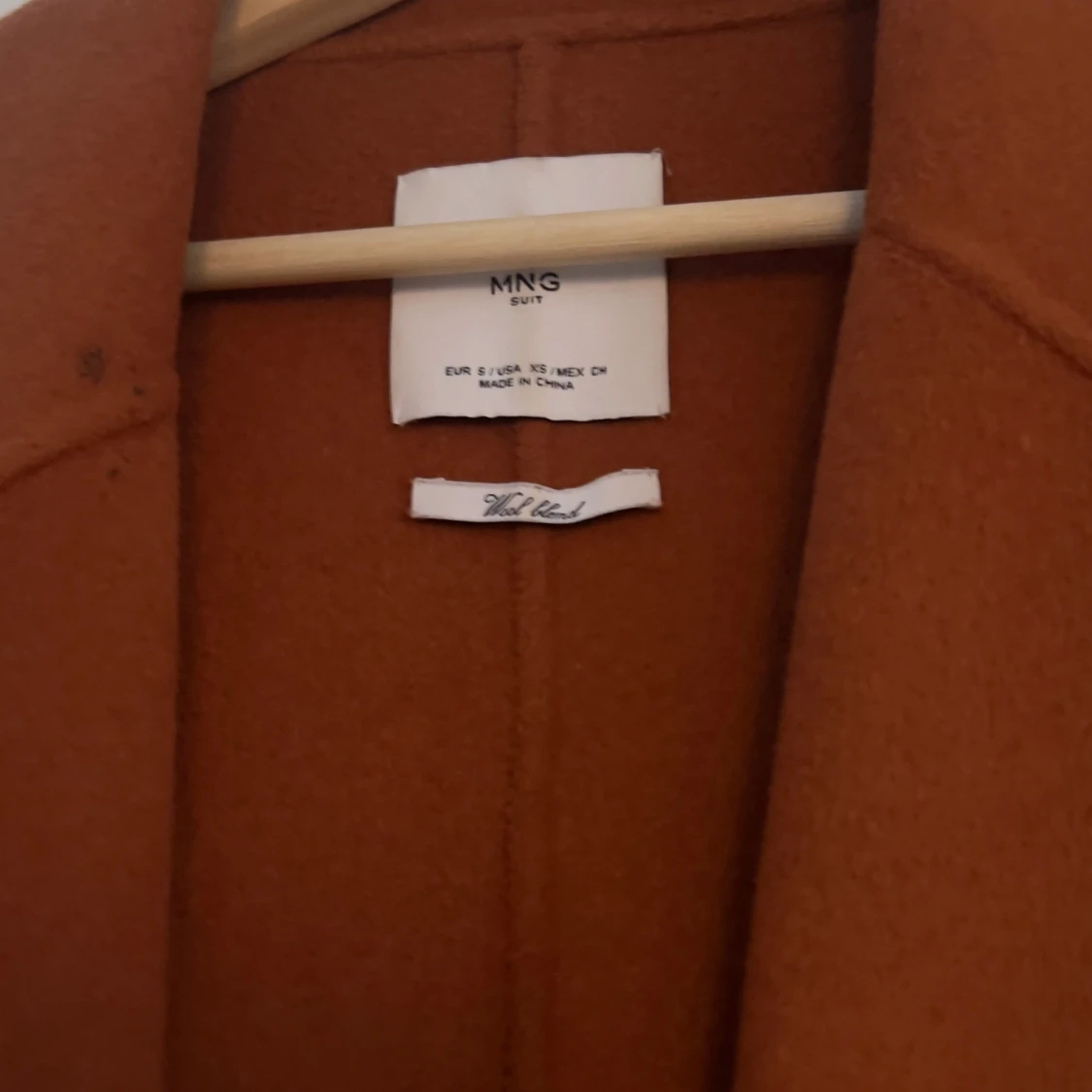 Brun kappa från MNG