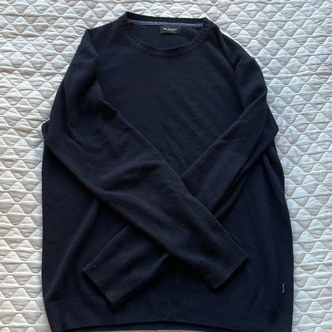 Mörkblå kashmirblend från Sand Copenhagen - 1