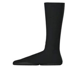 Yeezy pods  - Helt nya yeezy pods size 3  (44-46 eu)