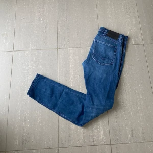 Replay Jeans  - Säljer nu dessa blåa replay jeans, skriv för fler bilder/frågor🙌🏼