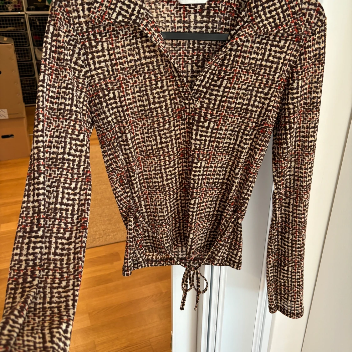 Vintage mönstrad långärmad topp