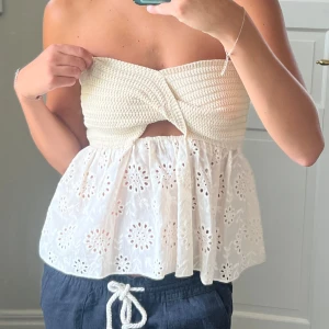Zara topp - Säljer denna zara topp, som ny