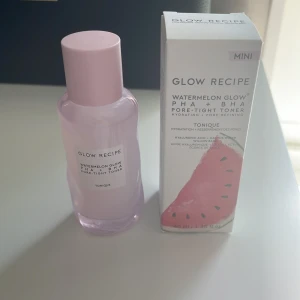 Glow recepi toner - Mini toner ifrån Glow recepi som endast är testad❣️ Nypris: 189 kr