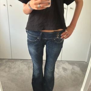 Diesel jeans - Säljer dessa skit snygga jeans från diesel! Knappt använda! 