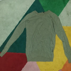 Kashmir tröja - En fet kashir tröja från tiger of sweden.