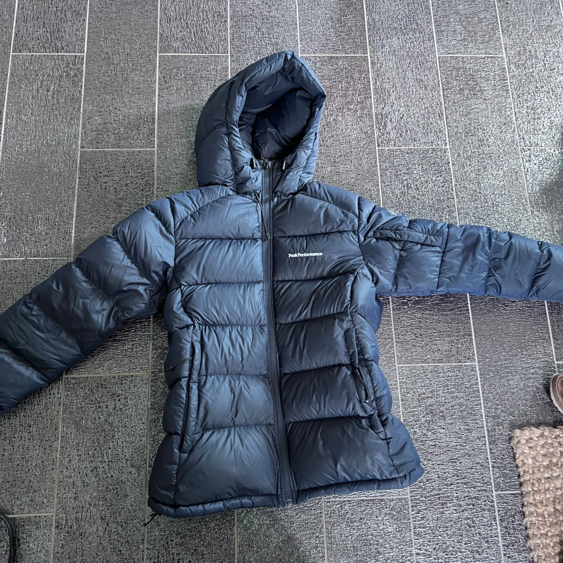 Dun jacka från Peak Performance  - 91