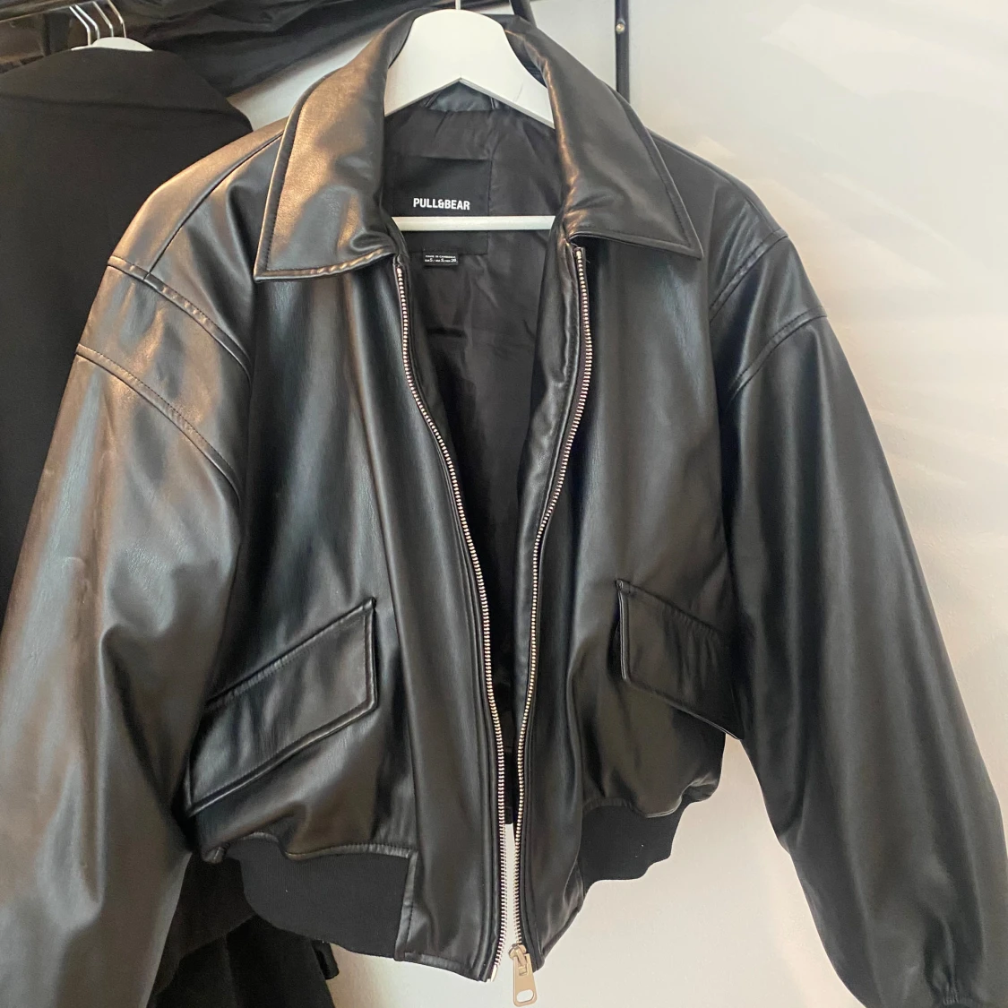 Oversized skinnjacka - 90