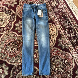 Garcia jeans - Skick 10/10 inte använd prislapp på  Slim fit