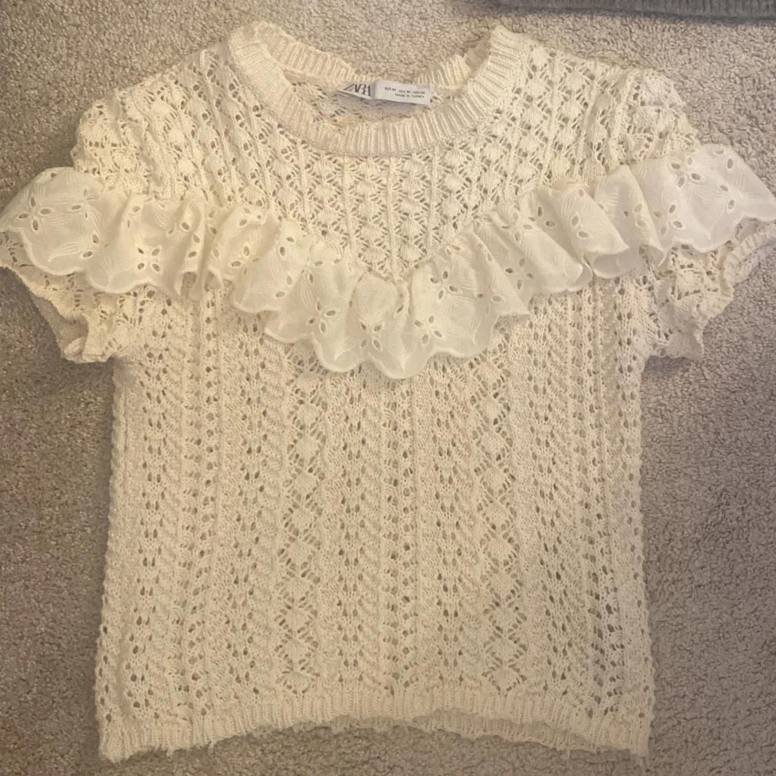 Stickad tröja från zara - 90