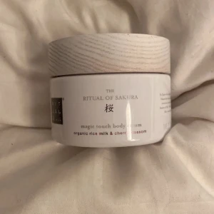 rituals body cream - oöppnad!