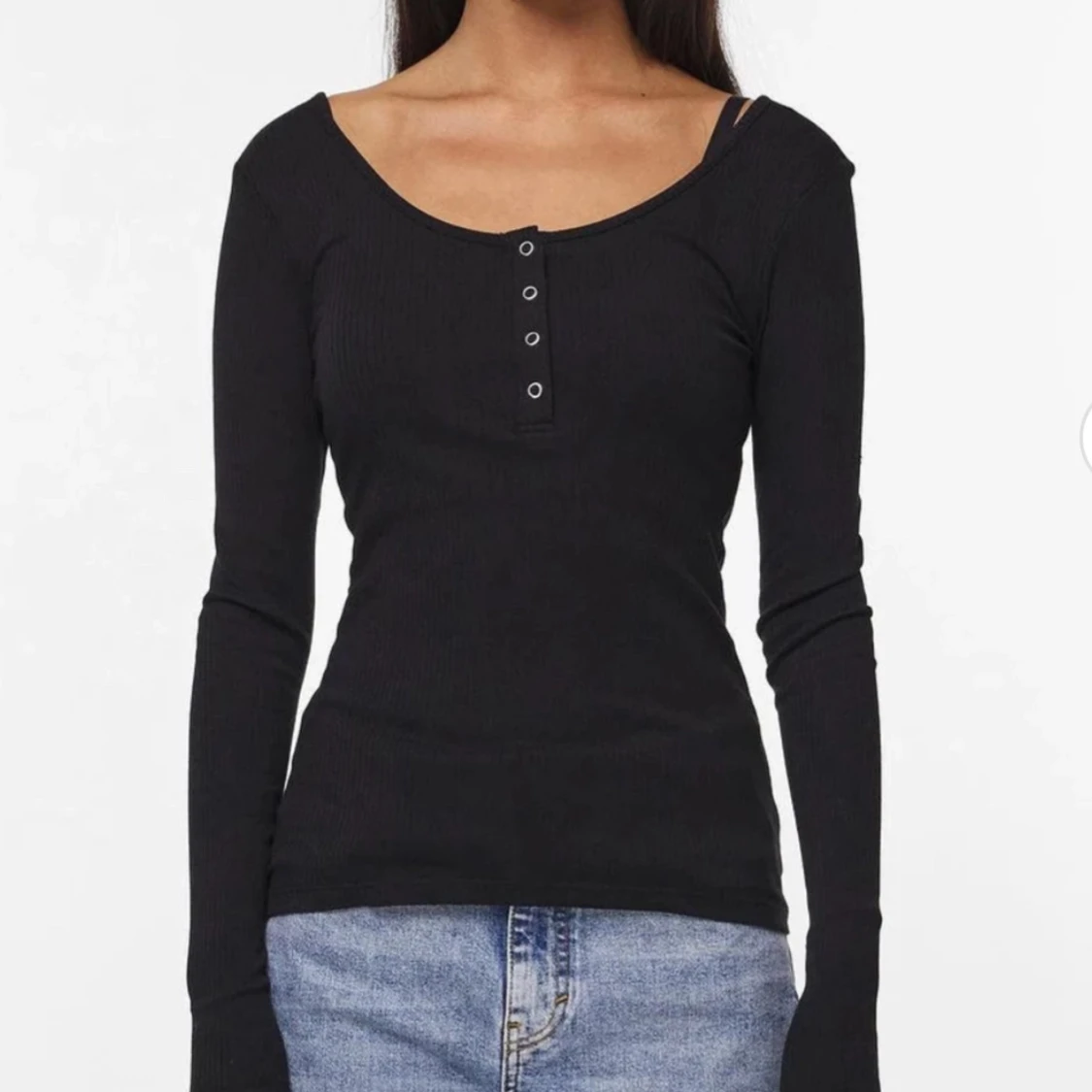 Tröja med knappar - 90