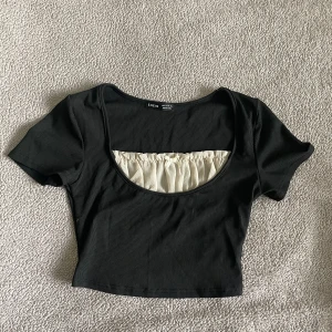 Coquette top - har aldrig använt den, är som ny.