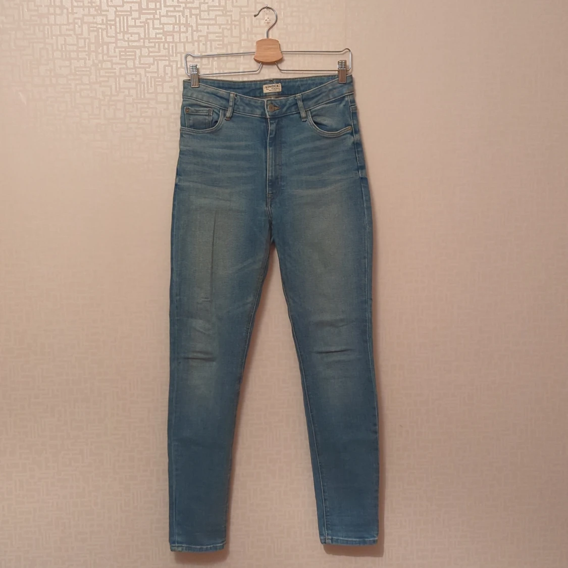 Blå jeans från Lindex