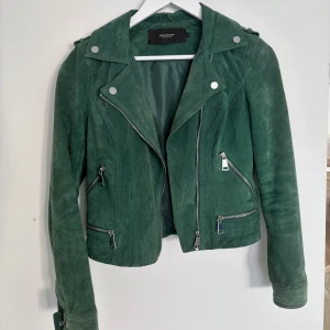 Jacka - Fin jacka i storlek S