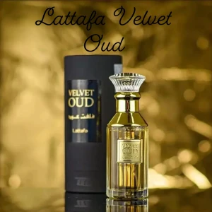 LATTAFA VELVET OUD - Detta är en mycket exklusiv och mycket unik herrparfym som då är helt äkta, då det kan finnas falska som man gjort med hjälp av ”Dups”. Vid intresse kontakta mig så kan jag visa stämpeln på att dessa parfymer är helt äkta. Helt nya i förpackningar.