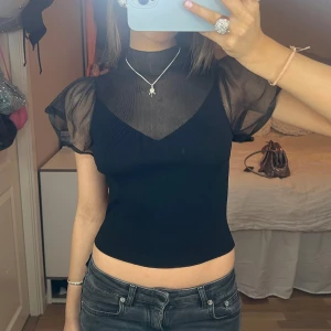 Mesh topp Zara 💓 - Sååå sjukt snygg mesh topp från Zara!! 😘 Perfekt på fest eller finare tillfällen 💕💕😍