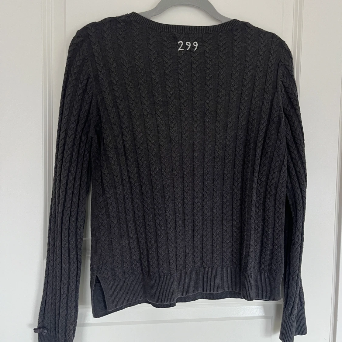 Mörkgrå stickad tröja från Odd Molly - 3