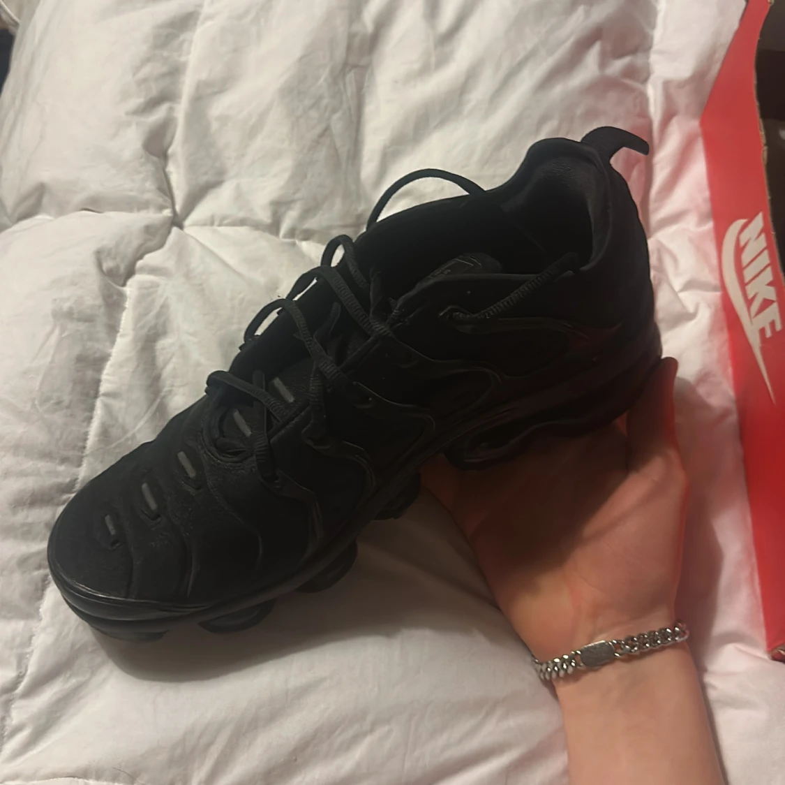 Svarta Nike vapormax plus - 1
