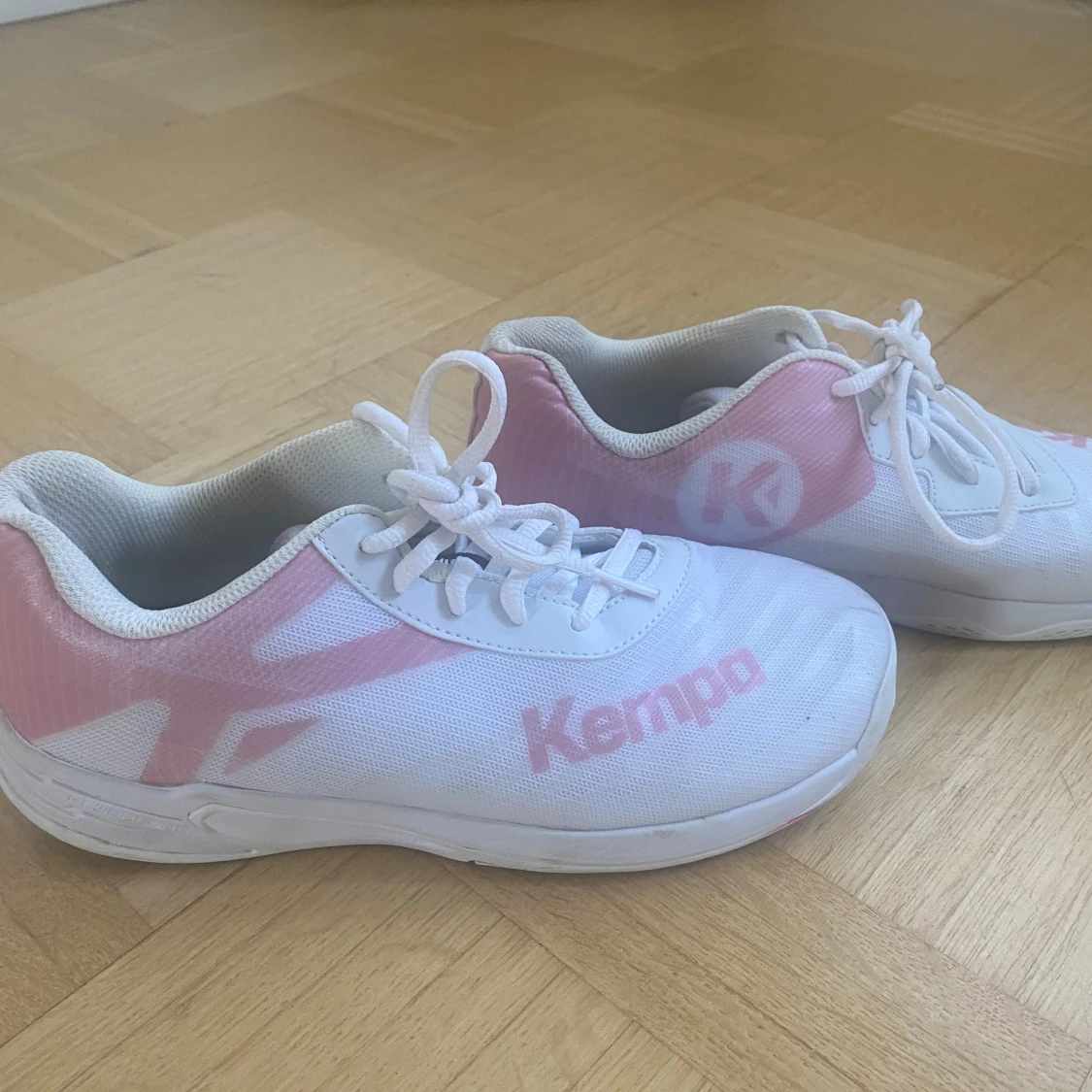 Handbollsskor strl 39 - 1