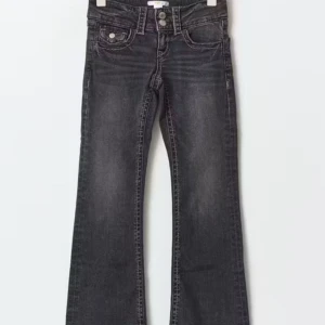 Gina Young Jeans - Lågmidjade jeans i storlek 158! Säljer då de endast har kommit till användning några få gånger❣️