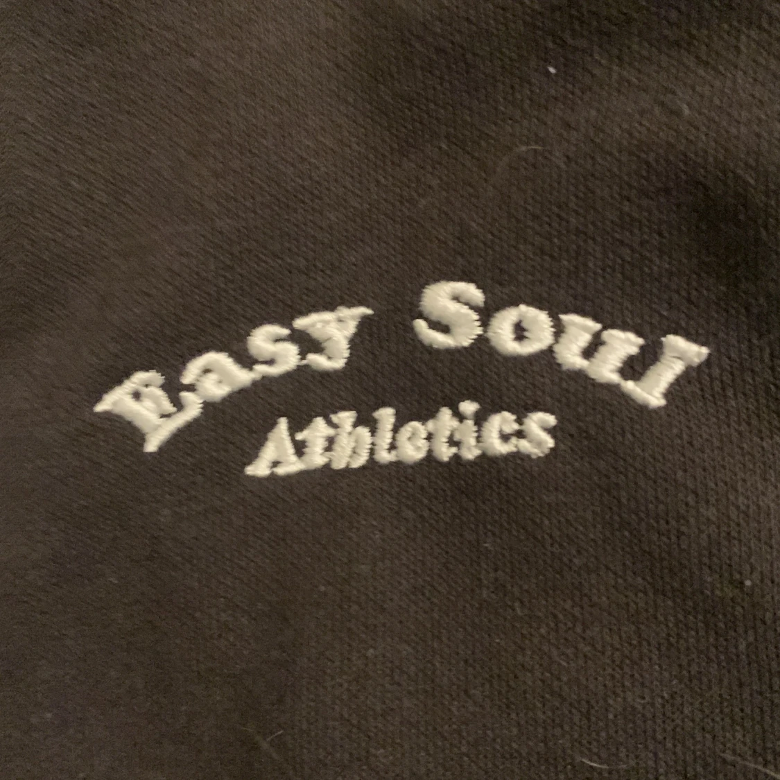 Svart sweatshirt från Easy Soul Athletics - 92