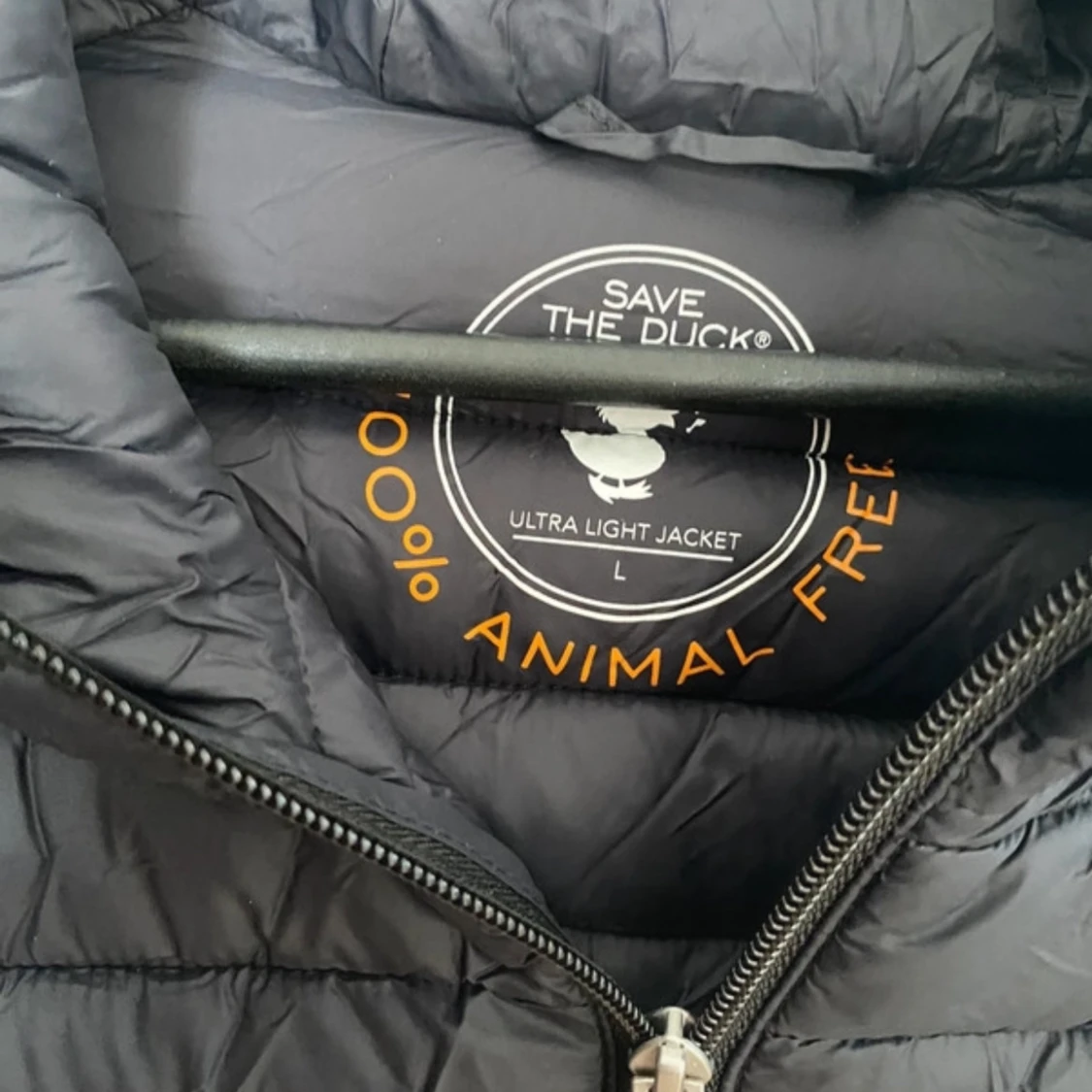 Svart pufferjacka från Save The Duck - 91
