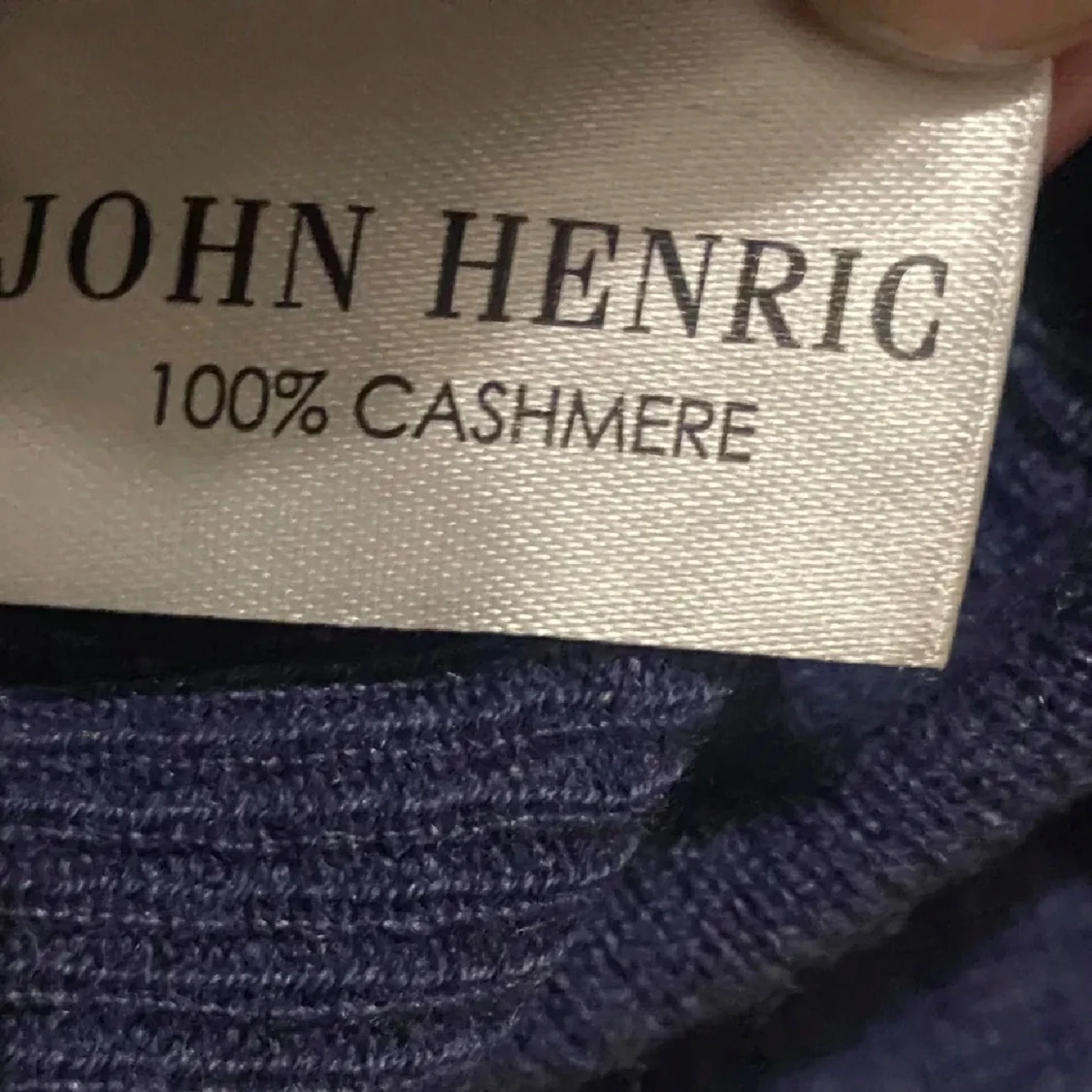 Mörkblå hoodie från John Henric - 91