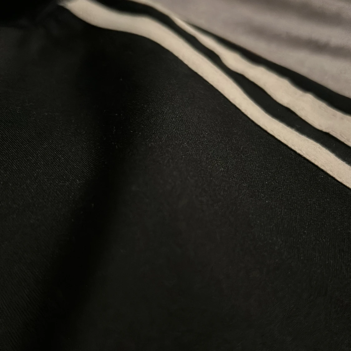 Adidas träningsbyxor  - 92