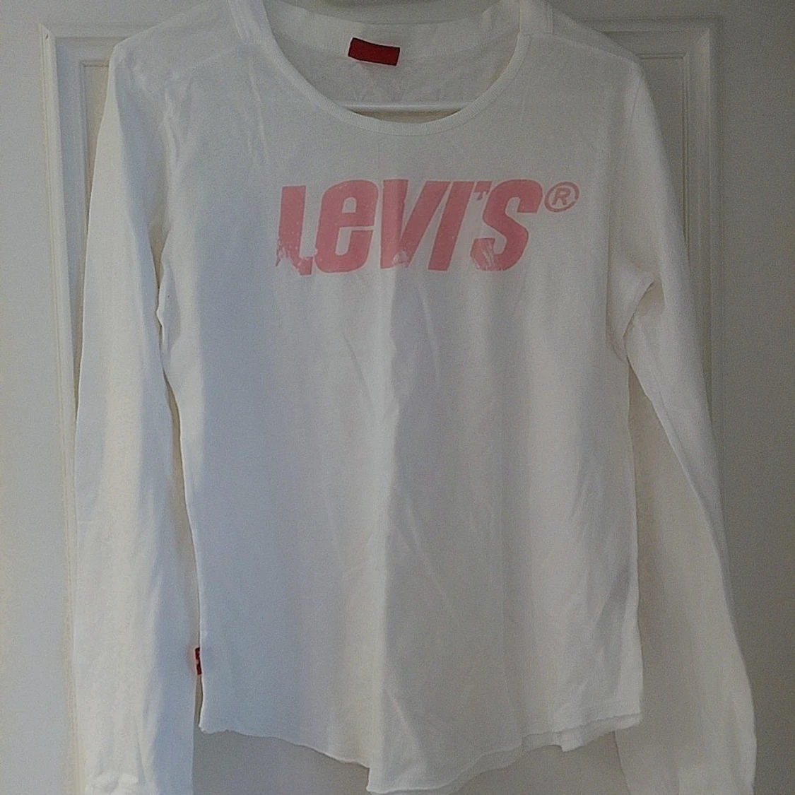 Vit långärmad tröja från Levi's