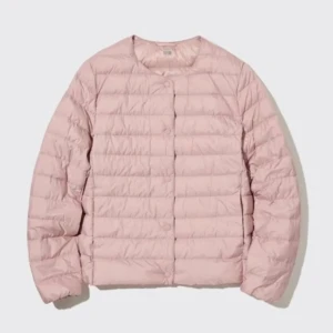 Uniqlo jacka - Säljer en superfin ljusrosa pufferjacka i  bra skick. Orginalpris 750kr. 