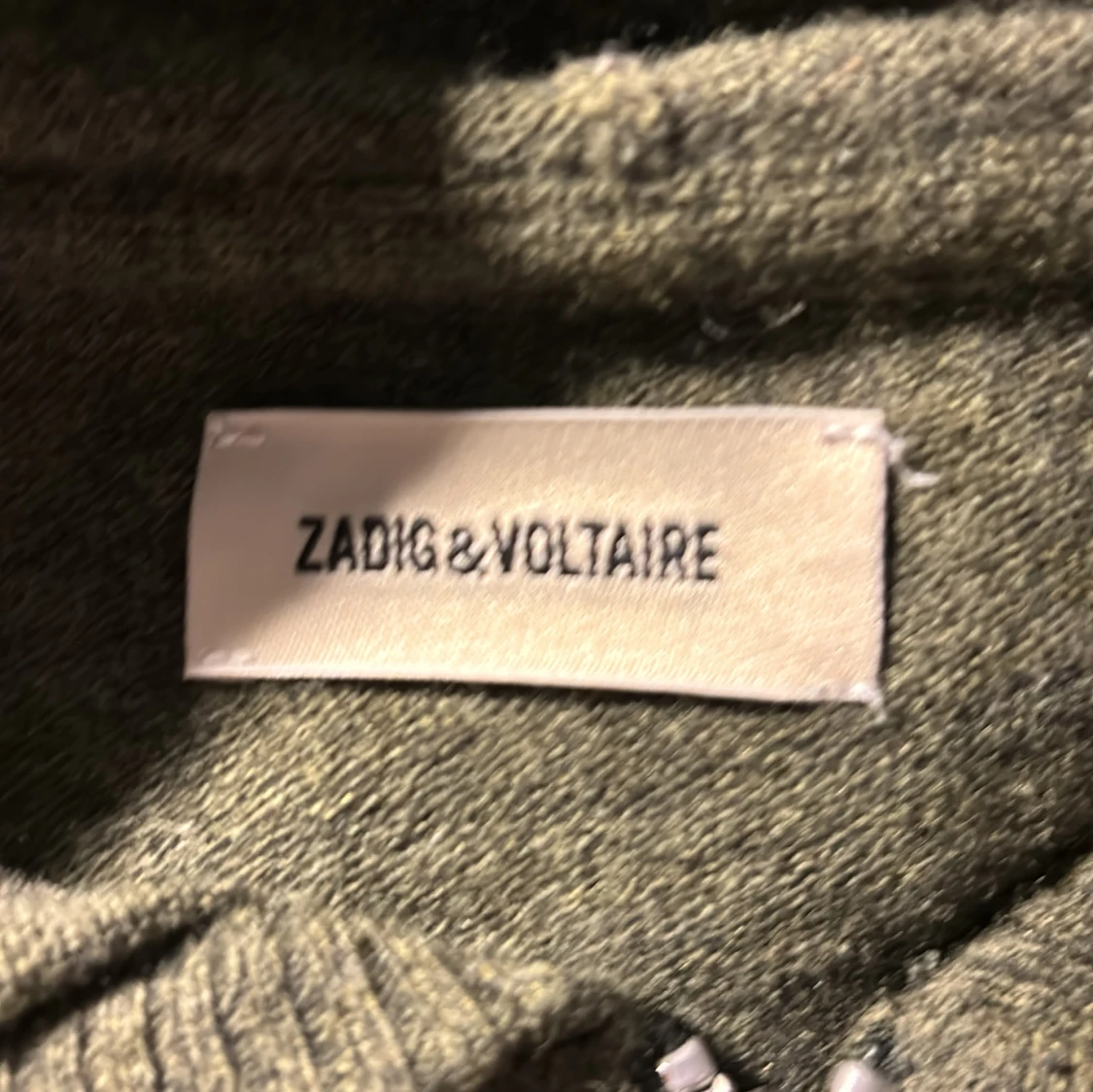 Grön hoodie med dödskalle från Zadig & Voltaire - 2