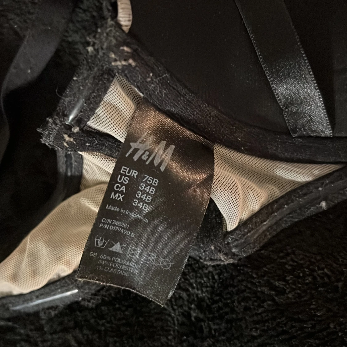 Svart spets-bh från H&M - 91