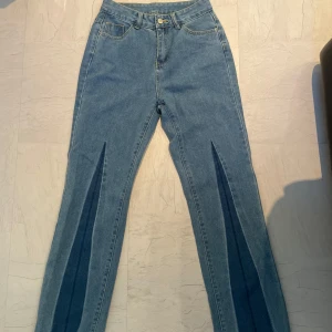 Jenas  - Mycket bra skick , aldrig används. 