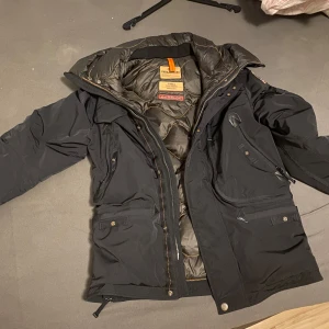 parajumper vinter jacka - en varm parajumper jacka som är perfekt inför vintern 