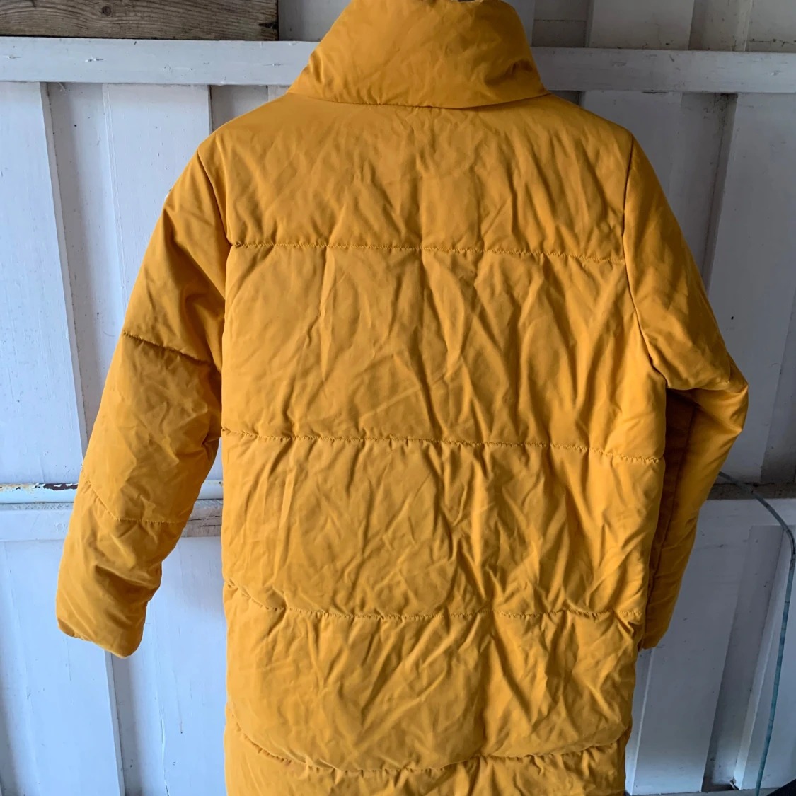 Gul lång vinter jacka från Cubus - 92