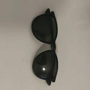 Ray bans - Nästan aldrig använda 